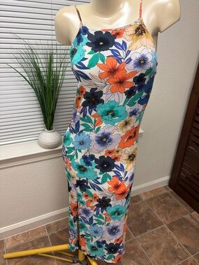 O’Neil Floral Spaghetti-Strap Maxi Dress